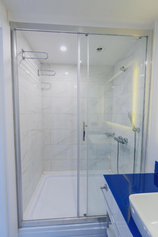 Orbi City Hub Apartments Батуми Экстерьер фото